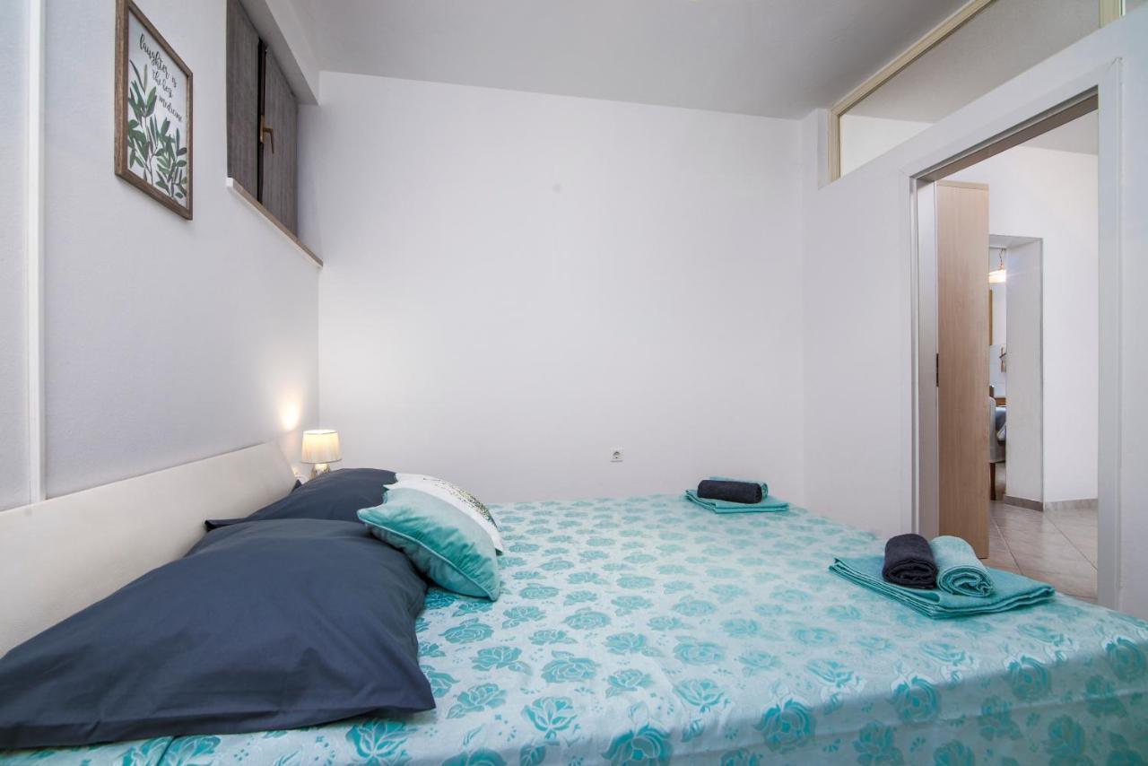 Apartment Palma Pula Bagian luar foto