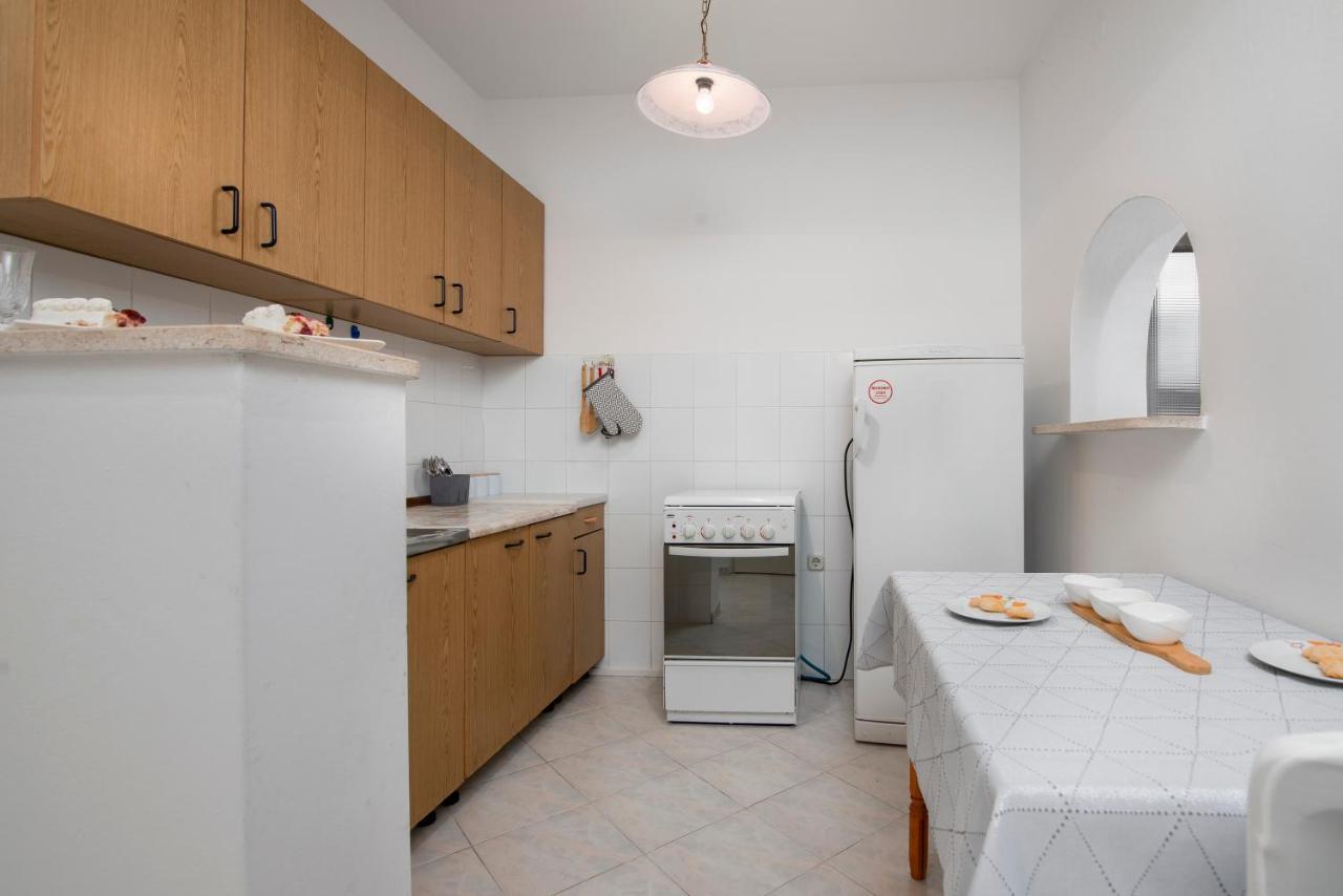 Apartment Palma Pula Bagian luar foto